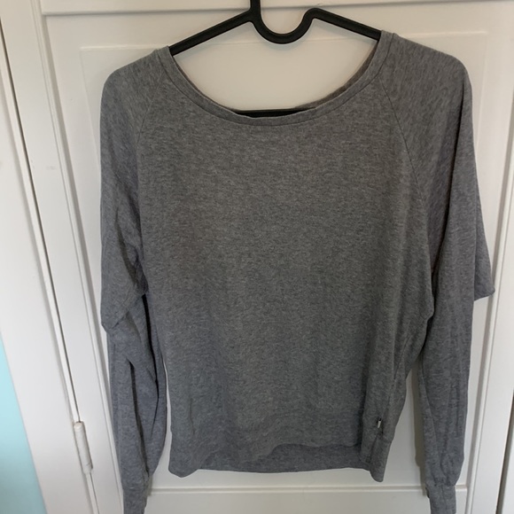 TNA and PINK long sleeve sweater bundle - Picture 5 of 11